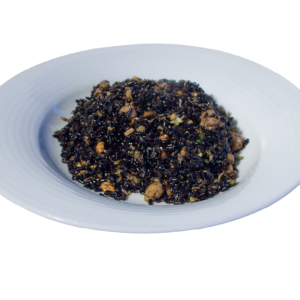 Riso nero saltato con gamberetti